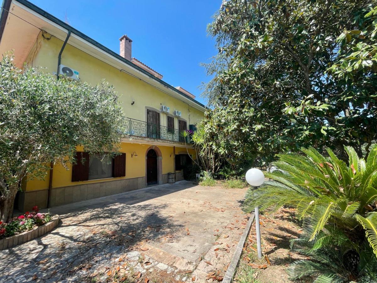 Agriturismo Al Gallo Verde Altavilla Silentina Eksteriør billede